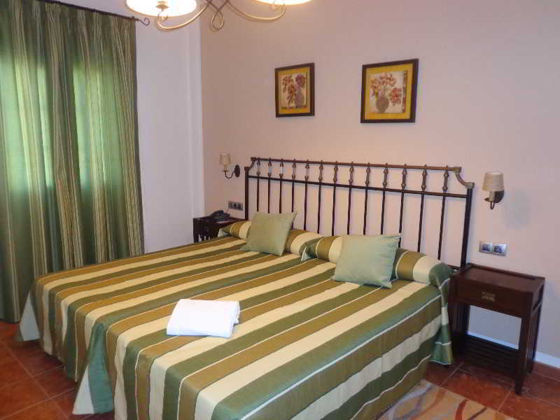 Hotel Mi Refugio Lucena Zewnętrze zdjęcie